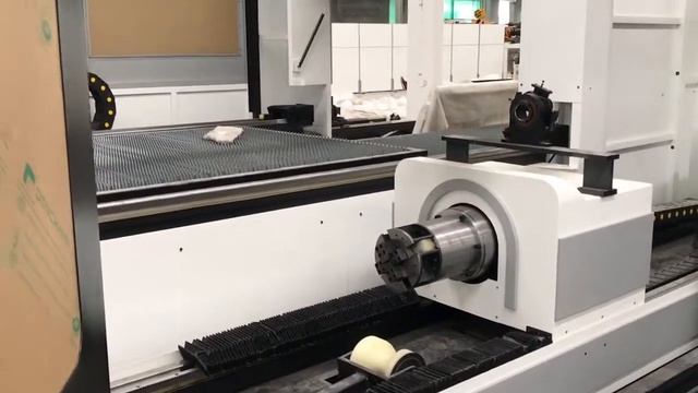 IPG 4000W Fiber Laser Cutting Machine смотреть онлайн