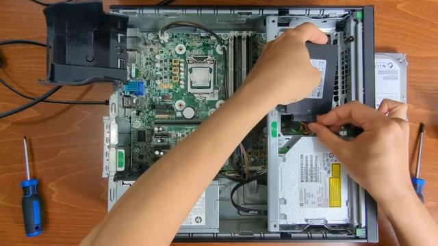 HP PRODESK 600G1 Small Form Factor teardown and upgrade in 4K смотреть онлайн