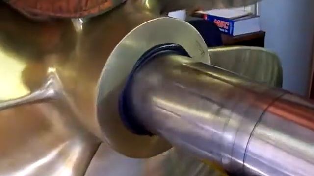 More propeller lapping смотреть онлайн