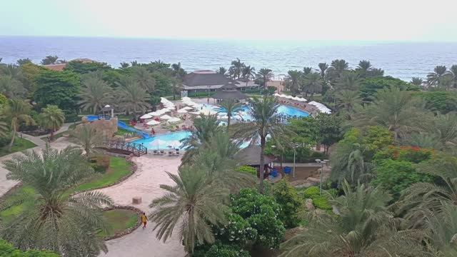 FUJAIRAH ROTANA RESORT & SPA 5* (ОАЭ, Фуджейра, Al Aqah Beach) смотреть онлайн