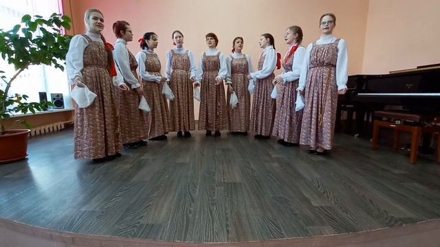 "Весна-красна" р.н.п. ансамбль народной песни "Прялица" смотреть онлайн