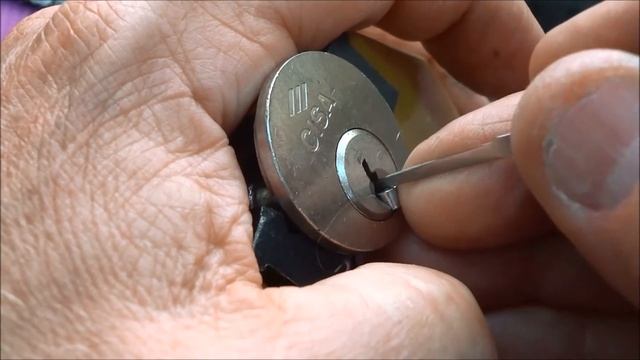 (373) CISA Rim Cylinder Picked & Gutted (Thanks Kerpeesh!) смотреть онлайн