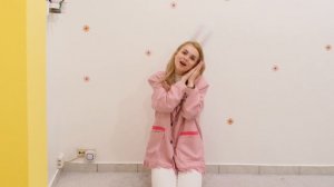 Зайка серенький сидит и ушами шевелит: логоритмика