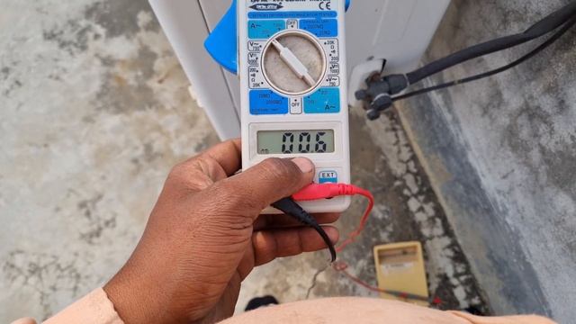 #voltas 2 ton ac outdoor unit not working / ac outdoor fan running but compressor not working смотреть онлайн