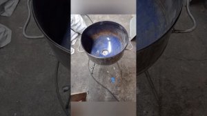 Барбекю-гриль из водонагревателя.