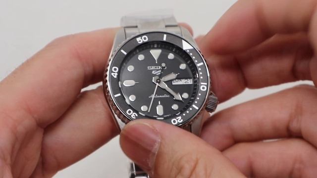 Unboxing Seiko 5 Sports 38mm Black Dial SRPK29