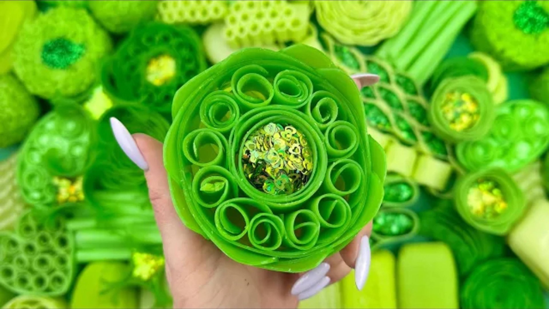 ASMR Soap смотреть онлайн