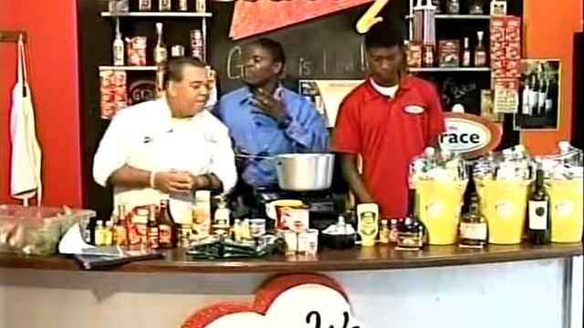 Grace And You Cooking Show - Grace Coconut Curry Crab Claw by Neries Restaurant смотреть онлайн