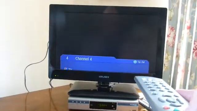 Demo of Humax f2-FOX T Working смотреть онлайн