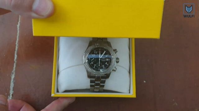 Chrono Avenger Breitling - Men's automatic Titanium watch смотреть онлайн