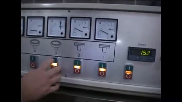 GEM242 8 Spindle Glass Polishing Machine смотреть онлайн