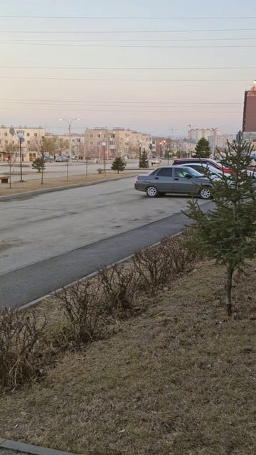 Жизнь в городе. Крик души. #грусть #тоска #врекомендации