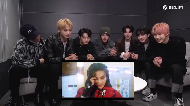 Enhypen reaction to Stray kids- christmas eveL *FANMADE* смотреть онлайн