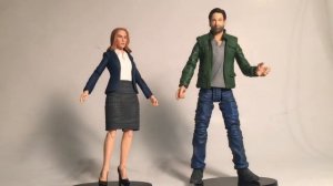 X-Files Dana Scully & Fox Mulder Action Figure Review Diamond Select