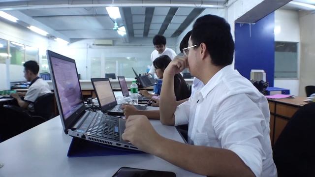 a day in the life of a system analyst intern смотреть онлайн