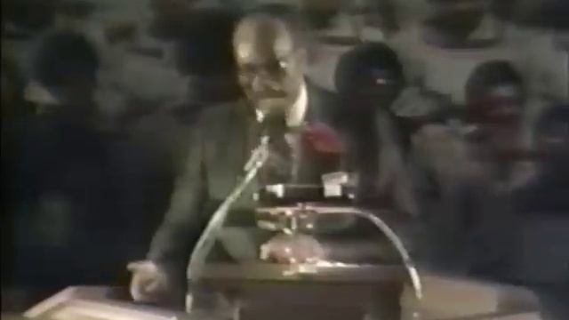 Reverend B.W. Smith - Watch Them Dogs смотреть онлайн