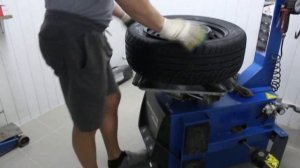 Разбортировка колеса.