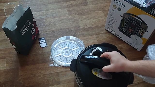 Мультиварка-скороварка Rotex REPC76-B огляд розпакування та комплектація смотреть онлайн