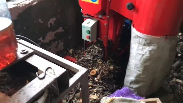 веткодробилка смотреть онлайн