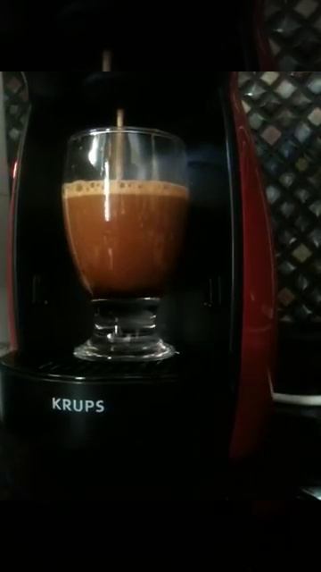 Nescafé Dolce Gusto - Espresso Intenso смотреть онлайн