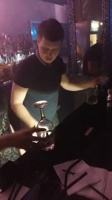 Отказ в обслуживании в баре Star bar Ломоносова 120 магазин высотка город северодвинск(61) смотреть онлайн