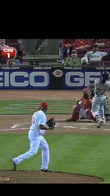 31 MPH Fastball vs 106 MPH Fastball… смотреть онлайн