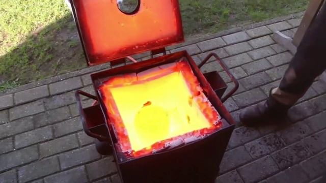 LAVA vs CLEAR ICE смотреть онлайн