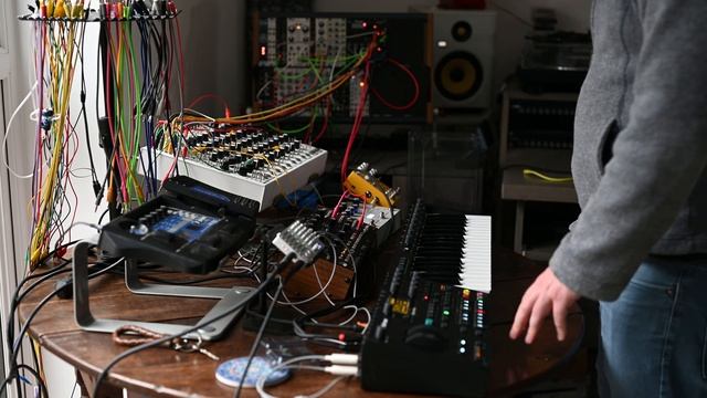 Technoish - Pulsar 23, Digitone, Mother 32, Microcosm, TX-6 Performance (WIP) смотреть онлайн