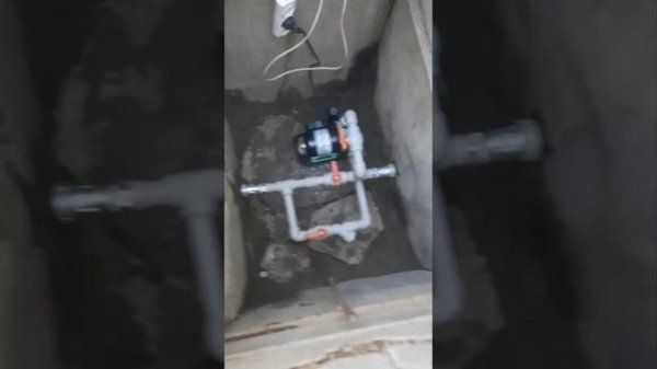 как установить насос в яме