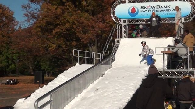 SNOW BANK PAY IT FORWARD 2012　代々木公園 アマ予選.mpg смотреть онлайн