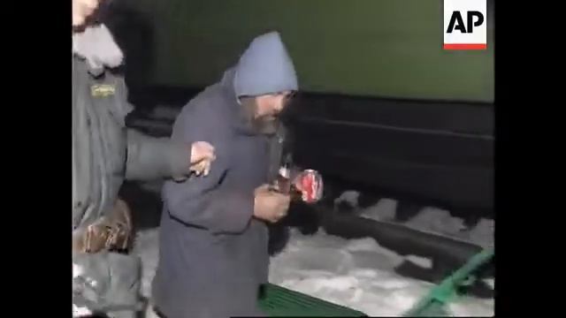 Зарубежный ролик о пьянстве в России в 90 х смотреть онлайн