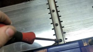 Замена и выставление ножей на фуговально-рейсмусовом станке belmash gt204/210