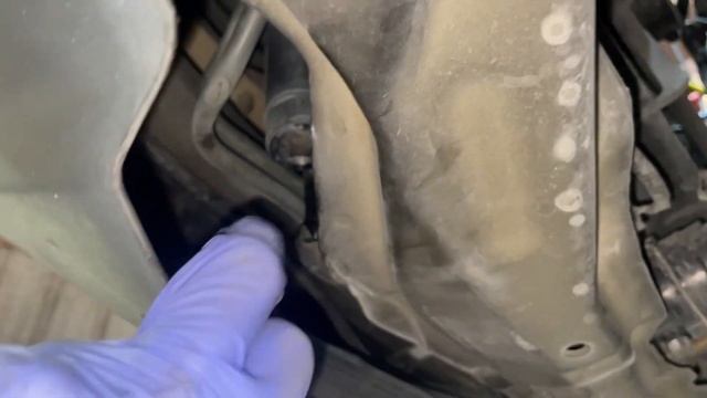 2009 Honda CR-V Receiver Drier Replacement смотреть онлайн