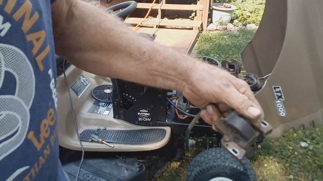 Found on Curb | Craftsman LTX1000 42 Inch Mower Will it Run? $29.00 Invested... смотреть онлайн