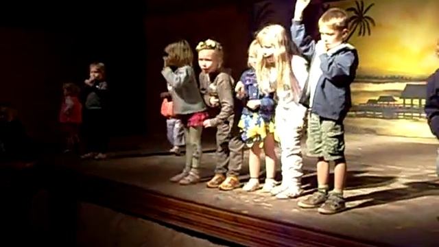 Tropicana Sea Beach - mini disco - I am a music man! смотреть онлайн