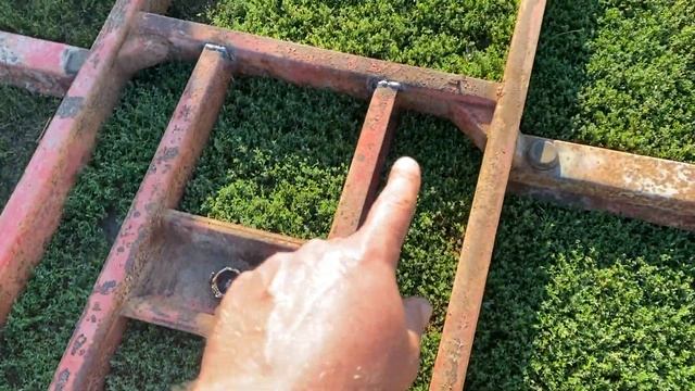Привезли новий причіп з посиленими кронштейнами на платформі. смотреть онлайн