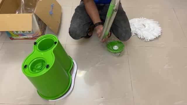 Unboxing and setting up RFL magic clean bucket/Magic MOP смотреть онлайн