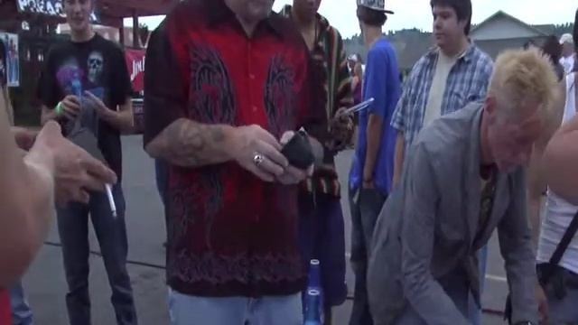 Dog Leg Preacher: Get some Leg.mov смотреть онлайн