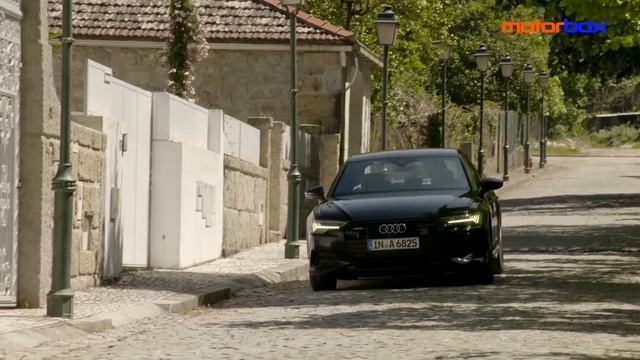 Nuova Audi A6 2018: la prova su strada dell'ottava generazione смотреть онлайн