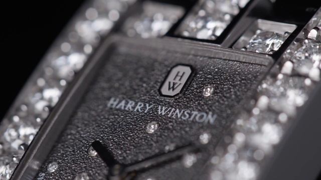 Harry Winston Avenue Diamond Drops смотреть онлайн