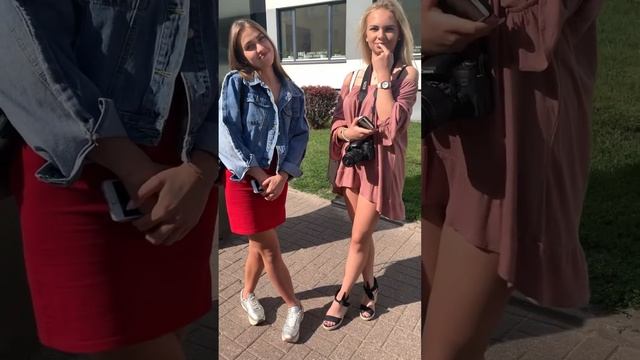 美女インタビュー In リトアニア【英語学習用】