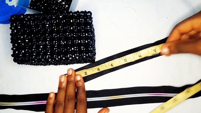 HOW TO MAKE THE CHANEL MINI VANITY Box Beaded Bag. Diy Casual Beaded Bag смотреть онлайн