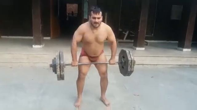Ali Raza Butt 120 kg Weight Lift Without Belt смотреть онлайн