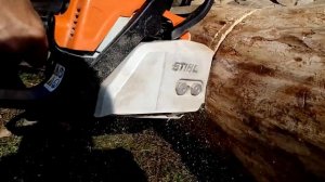 распил дерева Stihl MS 180