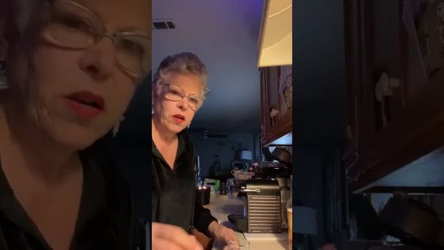 Cafe Venezia American-style смотреть онлайн