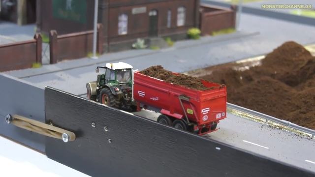 Incredible Micro Scale RC Trucks! Excavators! Unbelievable! смотреть онлайн