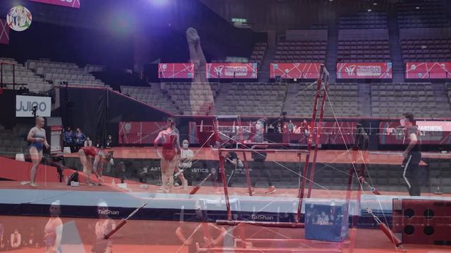 Naomi Visser (NED) Uneven Bars - 2021 World Championships - Podium Training смотреть онлайн