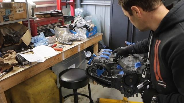 The dreaded cam timing - 911 2.8 RSR Build Season 2.8 смотреть онлайн