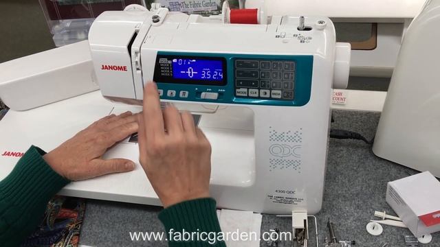 Janome 4300 QDC Quick Demo / Holiday Sale 2019 смотреть онлайн