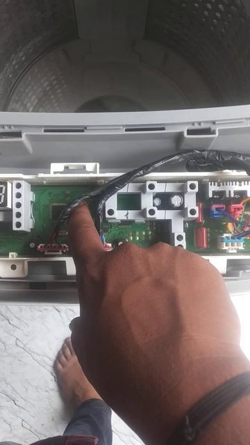 Samsung washing machine not filling water pcb Repair | bt136 transister change | problem solve смотреть онлайн